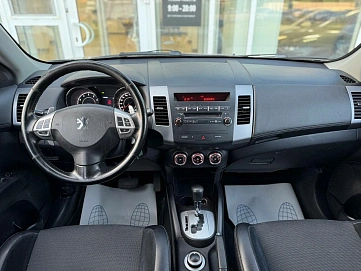 Peugeot 4007, 2011г, полный привод, вариатор