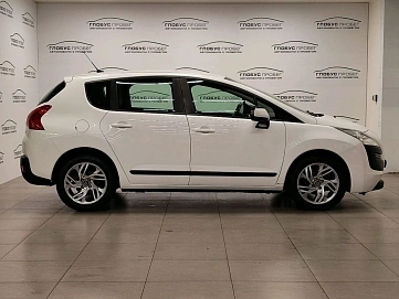 Peugeot 3008, 2012г, передний привод, механика