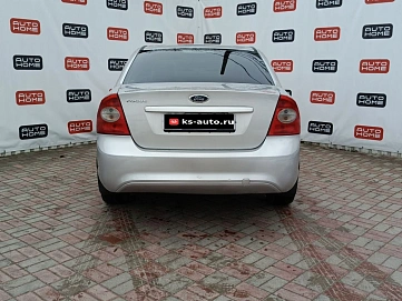 Ford Focus, 2010г., передний привод, механика