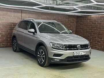 Volkswagen Tiguan, 2019г, полный привод, робот
