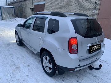 Renault Duster, 2012г, полный привод, механика