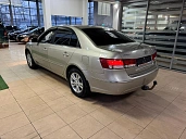 Hyundai Sonata, 2008г., передний привод, механика