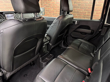 Jeep Wrangler, 2018г, полный привод, автомат