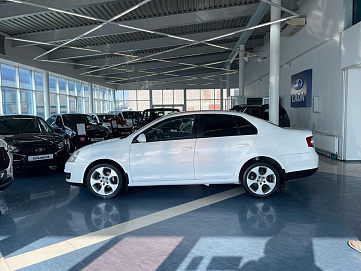 Volkswagen Jetta, 2008г, передний привод, автомат