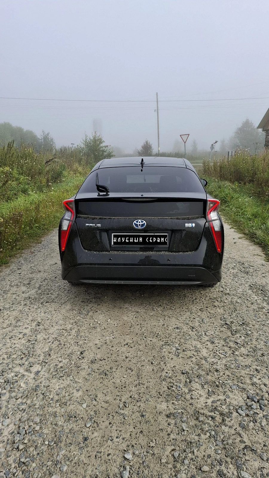 Toyota Prius, 2018г., передний привод, автомат