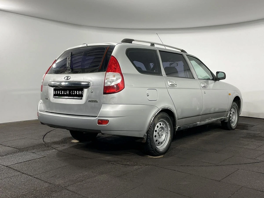 Lada (ВАЗ) Priora, 2011г., передний привод, механика