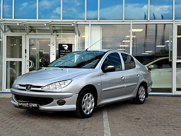 Peugeot 206, 2008г, передний привод, механика