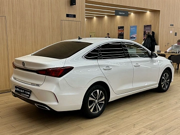 Changan Eado Plus, 2023г, передний привод, робот