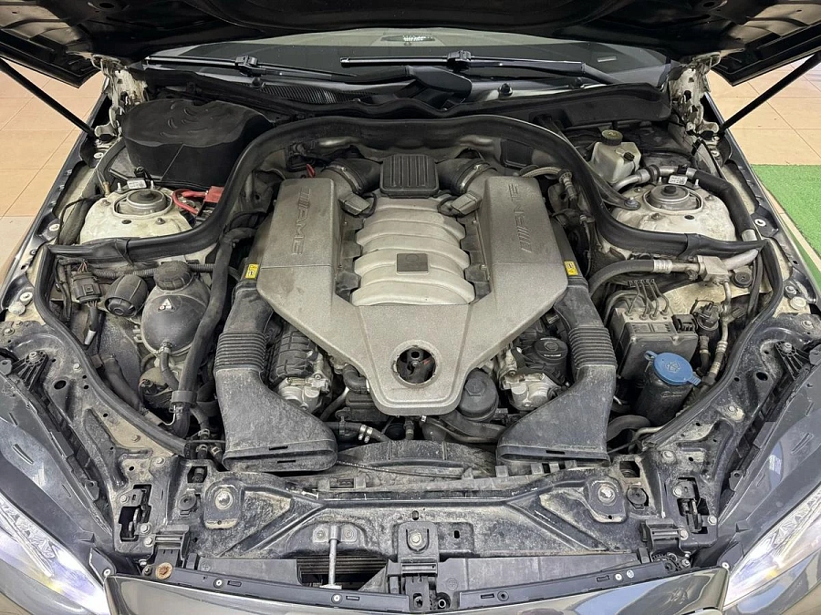 Mercedes-Benz E-Класс AMG, 2011г., задний привод, автомат