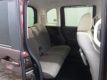 Honda N-BOX, 2021г, передний привод, вариатор