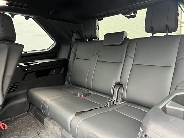 Toyota Sequoia, 2025г, полный привод, автомат
