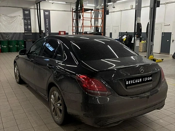 Mercedes-Benz C-Класс, 2019г, задний привод, автомат
