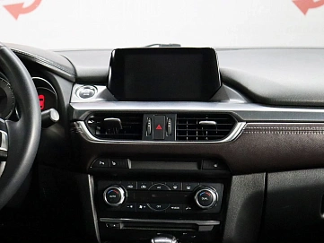 Mazda 6, 2015г, передний привод, автомат