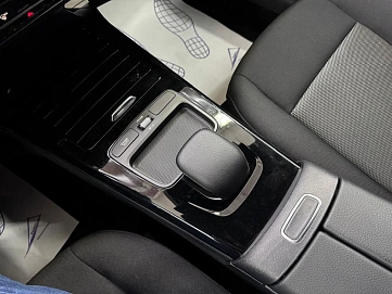Mercedes-Benz A-Класс, 2019г, передний привод, робот