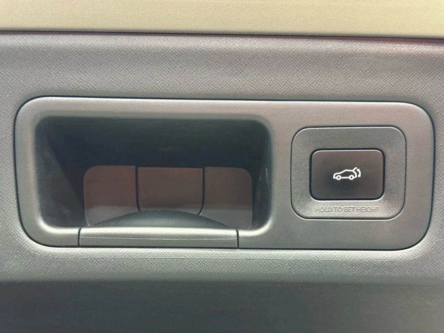 GAC M8, 2024г., передний привод, автомат