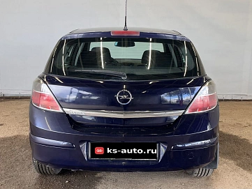 Opel Astra, 2008г, передний привод, механика