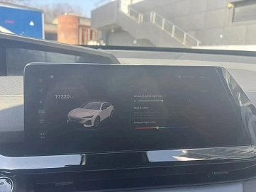 Changan UNI-V, 2022г, передний привод, робот