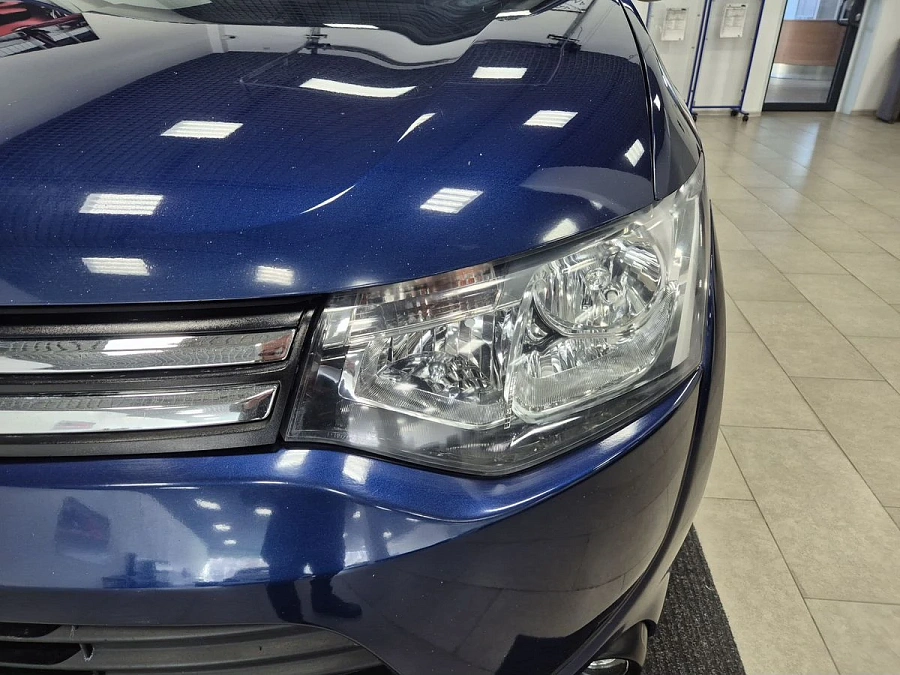 Mitsubishi Outlander, 2013г., полный привод, вариатор