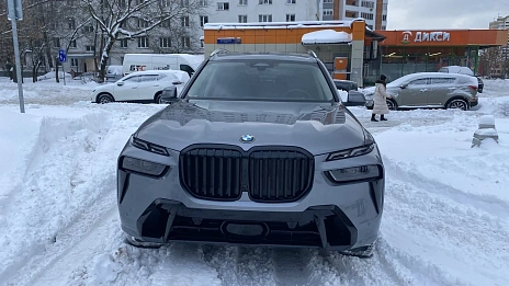 BMW X7, 2023г, полный привод, автомат