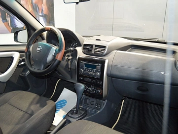 Nissan Terrano, 2014г, передний привод, автомат