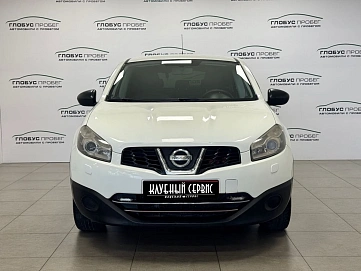 Nissan Qashqai, 2011г, передний привод, механика