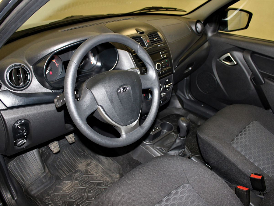 Lada (ВАЗ) , 2023г., передний привод, механика