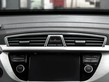 Geely Atlas, 2018г, передний привод, автомат