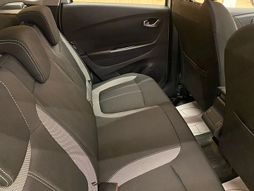 Renault Kaptur, 2022г, передний привод, вариатор