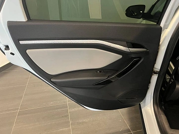 Lada (ВАЗ) Vesta, 2019г, передний привод, механика