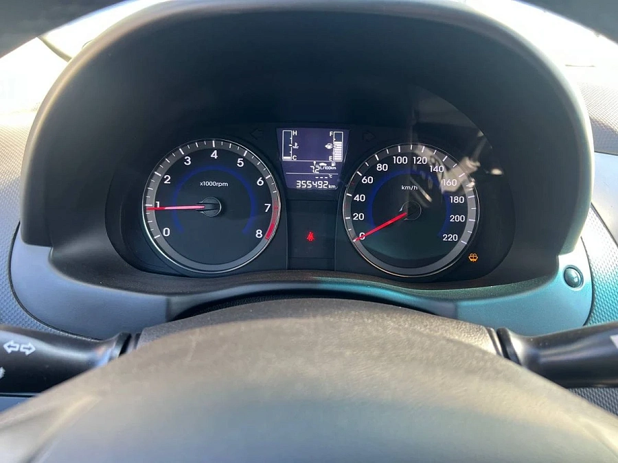 Hyundai Solaris, 2014г., передний привод, механика