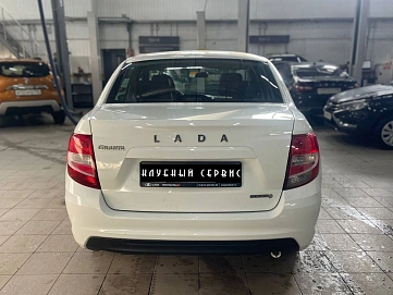 Lada (ВАЗ) Granta, 2021г, передний привод, механика