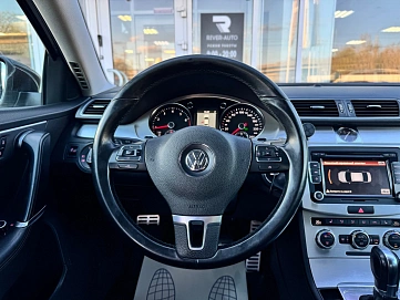 Volkswagen Passat, 2012г., передний привод, робот