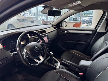 Renault Arkana, 2021г, передний привод, вариатор
