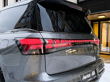 Infiniti QX80, 2025г, полный привод, автомат