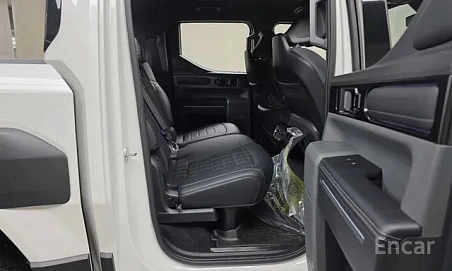 Kia Tasman, 2025г, полный привод, автомат