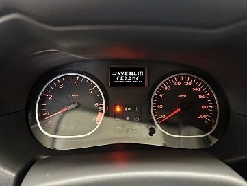 Renault Duster, 2012г, передний привод, механика