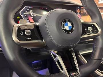 BMW , 2023г., полный привод, автомат