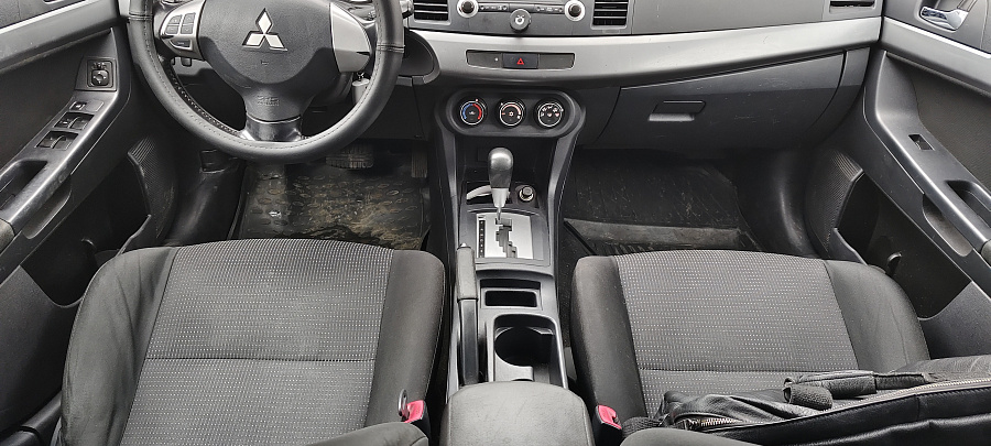 Mitsubishi Lancer, 2011г., передний привод, автомат
