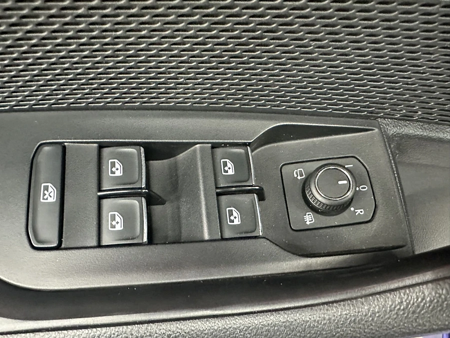 Skoda Octavia, 2022г., передний привод, робот