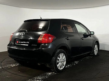 Toyota Auris, 2008г, передний привод, робот