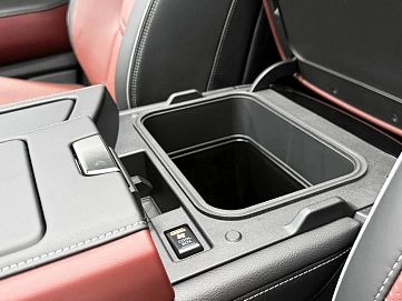 Infiniti QX80, 2025г, полный привод, автомат