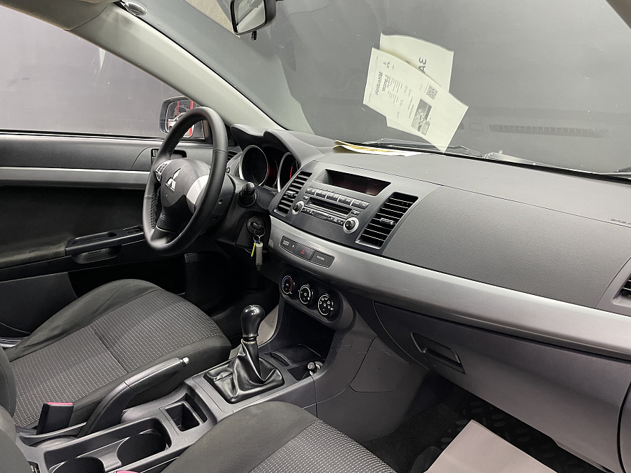 Mitsubishi Lancer, 2011г., передний привод, механика