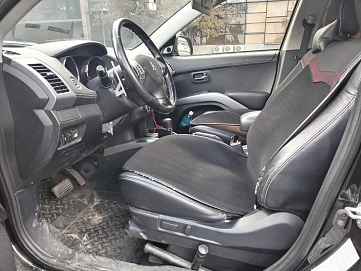 Peugeot 4007, 2011г, полный привод, вариатор