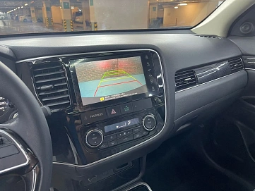 Mitsubishi Outlander, 2022г, передний привод, вариатор