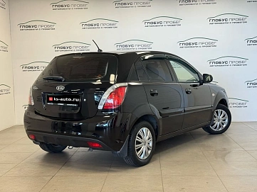 Kia Rio, 2010г., передний привод, механика