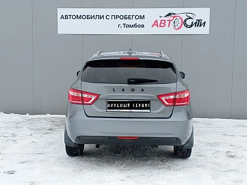 Lada (ВАЗ) Vesta, 2018г, передний привод, механика