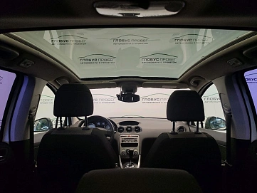 Peugeot 308, 2008г, передний привод, автомат