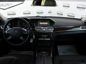 Mercedes-Benz E-Класс, 2014г, задний привод, автомат