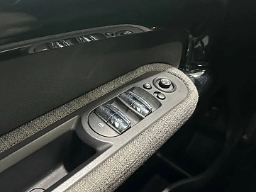 Mini , 2020г., передний привод, робот