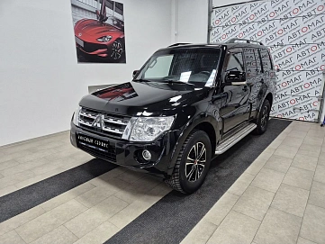 Mitsubishi Pajero, 2012г, полный привод, механика